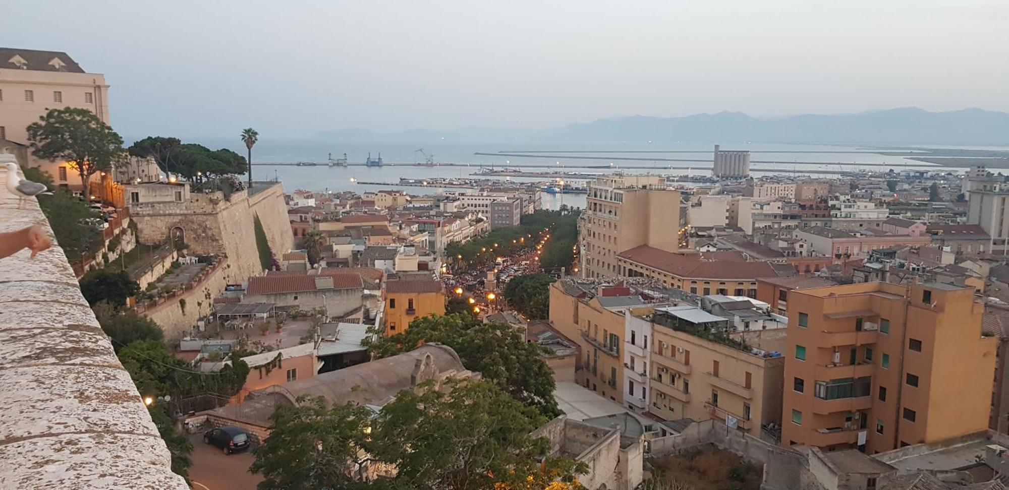 Eva Luxury Suite Cagliari Exteriör bild